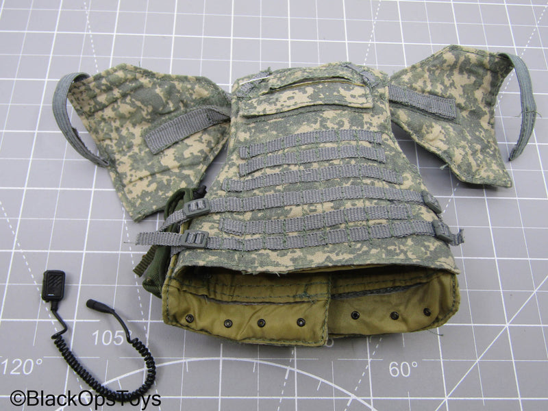 Load image into Gallery viewer, ACU Camo Plate Carrier &amp; Gear Set
