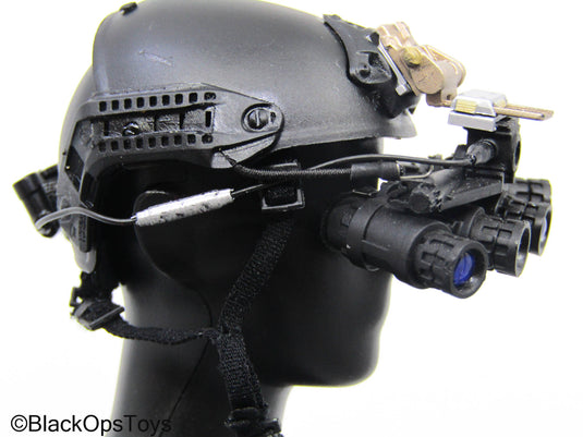 Black FAST Helmet w/Quad NVG