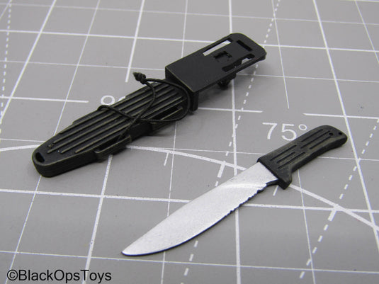 Weathered Black Combat Knife w/Sheath