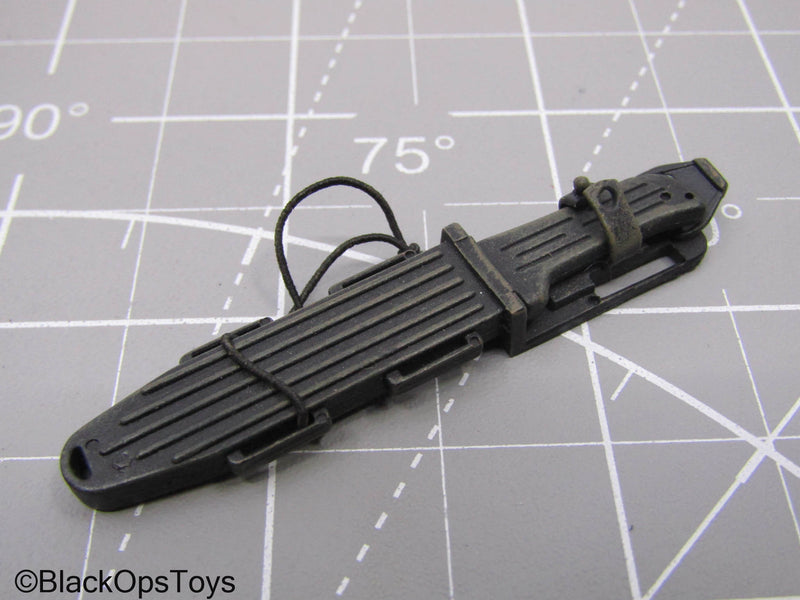 Load image into Gallery viewer, Weathered Black Combat Knife w/Sheath
