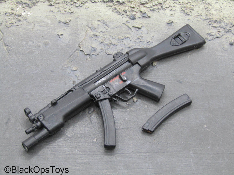 Load image into Gallery viewer, MP5 Submachine Gun w/Tac Light &amp; Moving Charging Handle
