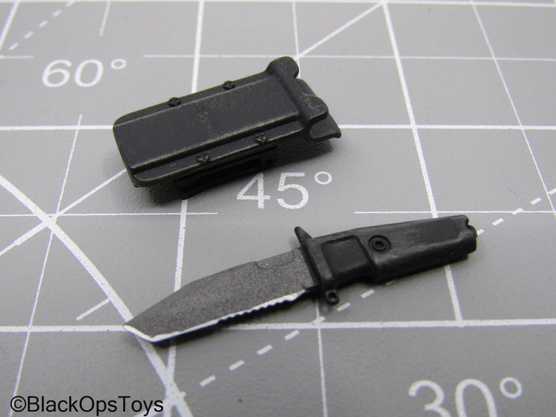 Load image into Gallery viewer, Black Combat Knife w/MOLLE Compatible Sheath
