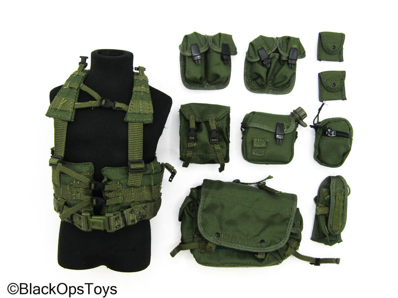 Load image into Gallery viewer, Vietnam MOLLE Battle Belt w/Harness &amp; Pouch Set
