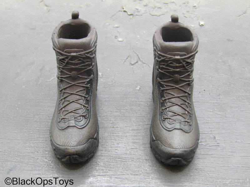 Load image into Gallery viewer, Wasteland Ranger - Black &amp; Brown Combat Boots (Peg Type)
