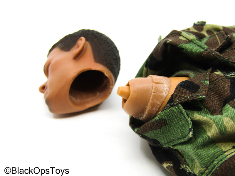 Load image into Gallery viewer, Soldier Story SS020 Male Base Body w/Head Sculpt &amp; Uniform Set
