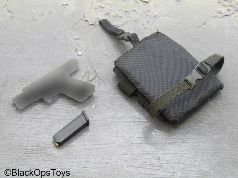 Load image into Gallery viewer, Wasteland Ranger - Pistol w/Drop Leg Holster
