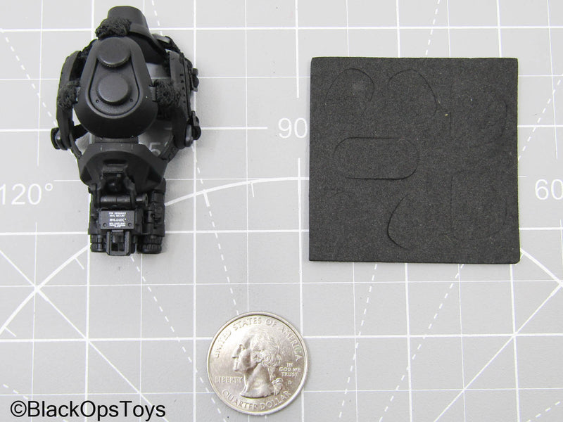 Load image into Gallery viewer, Black Skullcrusher NVG Set w/Helmet Padding
