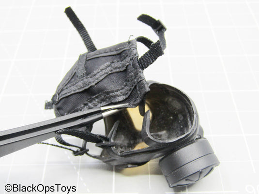 Black Gas Mask (READ DESC)