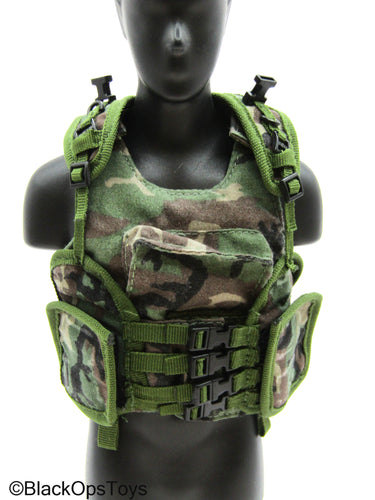 Woodland Camo Plate Carrier w/Combat Vest