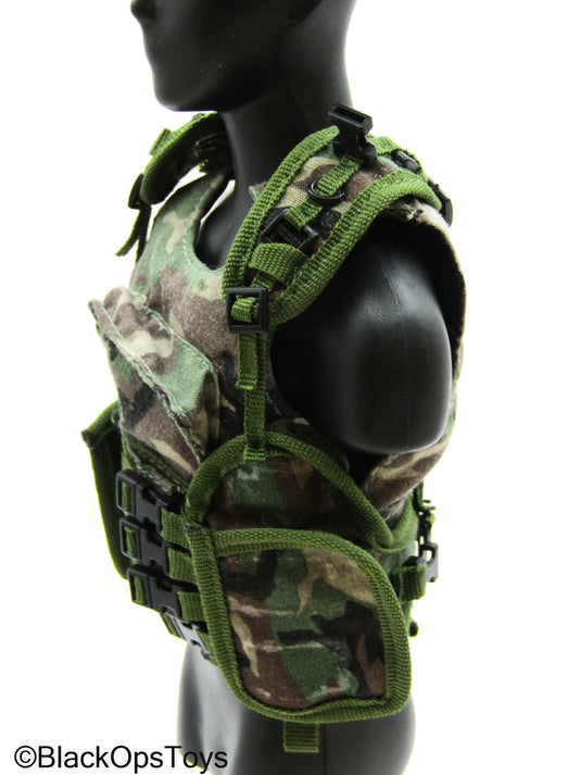 Woodland Camo Plate Carrier w/Combat Vest