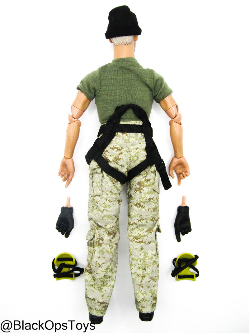 Load image into Gallery viewer, Bam 1/6 Male Dressed Base Body (Toy City)
