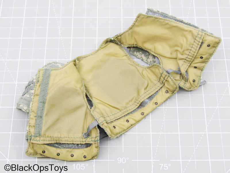 Load image into Gallery viewer, UCP MOLLE Body Armor w/Deltoid Protectors (BBI)
