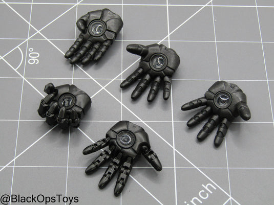 Iron Man - Hand Set w/Moveable Fingers (READ DESC)