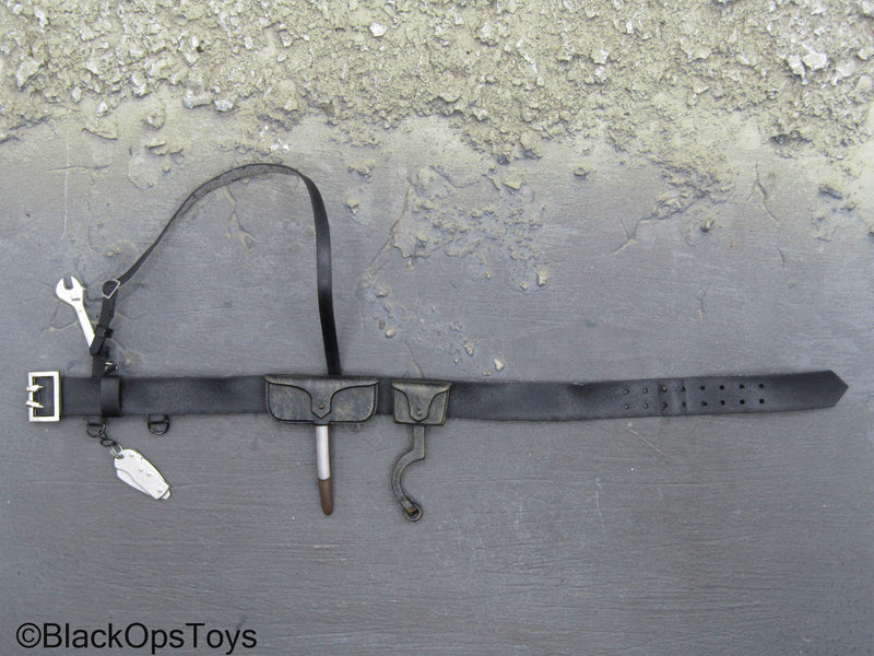 Load image into Gallery viewer, Mad Max - Black Leather Like Belt w/Tools
