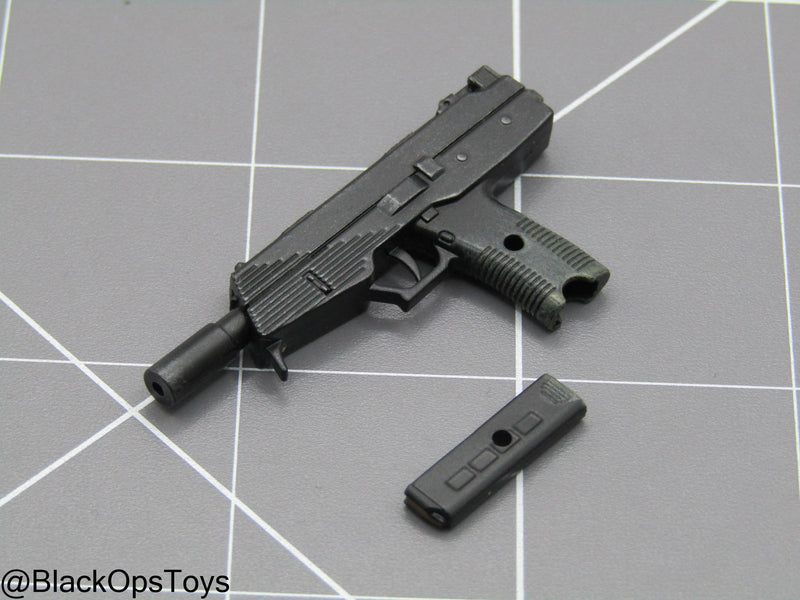Load image into Gallery viewer, Iron Man - Steyr TMP Submachine Gun (Hot Toys)
