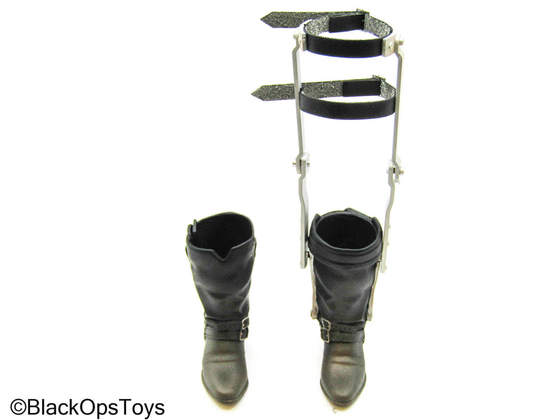 Load image into Gallery viewer, Mad Max - Weathered Boots w/Leg Brace (Peg Type READ DESC)
