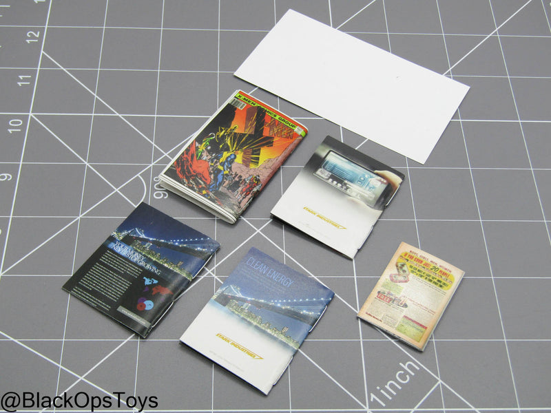 Load image into Gallery viewer, Iron Man - Assorted Magazine &amp; Blueprint Set
