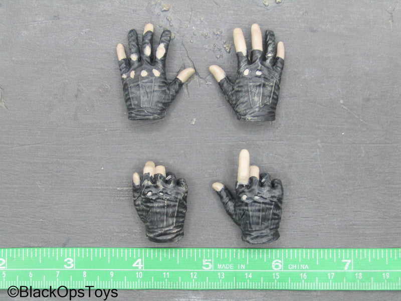 Load image into Gallery viewer, Mad Max - Black Gloved Hand Set
