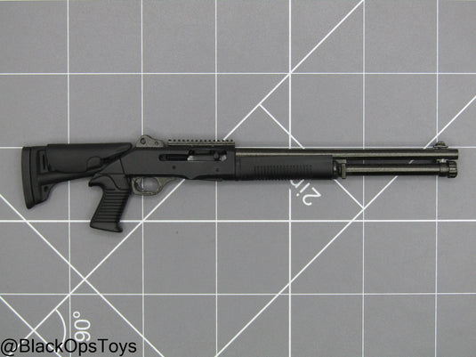 Black Benelli M4 Shotgun