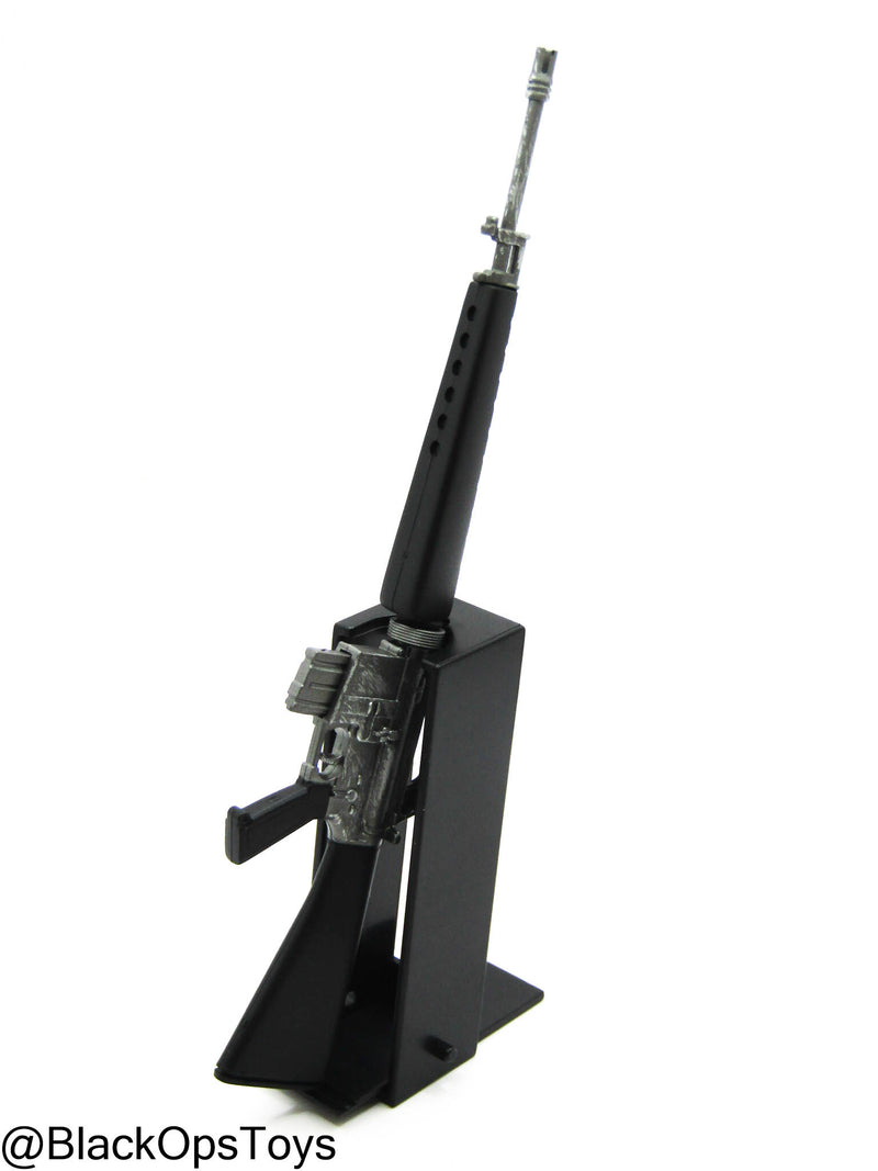 Load image into Gallery viewer, Vietnam Era M16 Rifle Variant w/Stand
