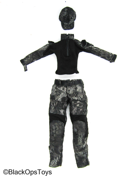 Scratch & Dent (READ DESC) - Female Kyrptek Typhon Camo Uniform Set