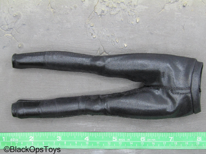 Load image into Gallery viewer, Scratch &amp; Dent (READ DESC) - Female Black Leather Like Pants
