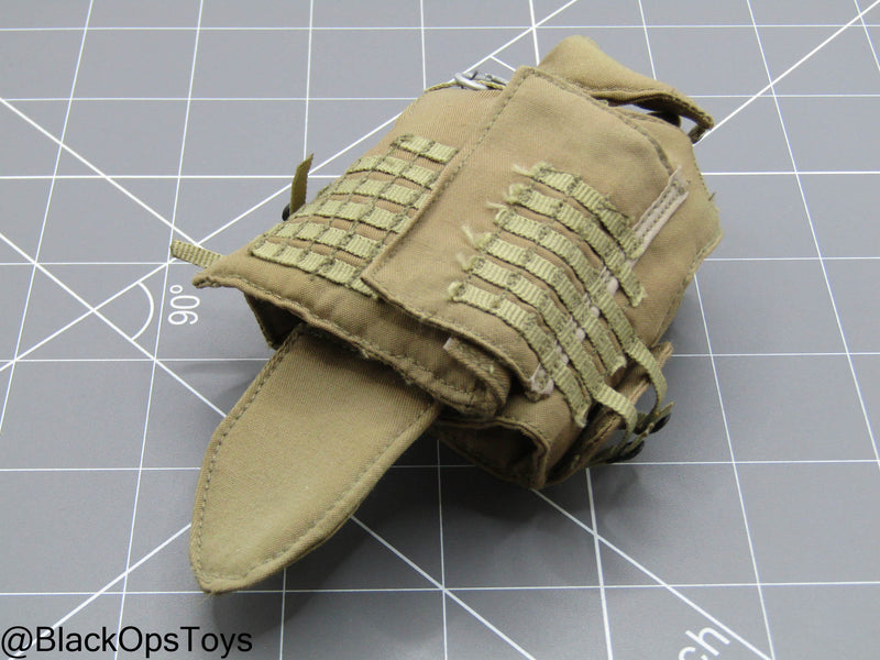 Load image into Gallery viewer, Custom Pro Built - Female Plate Carrier w/Gear Set (Hot Toys)
