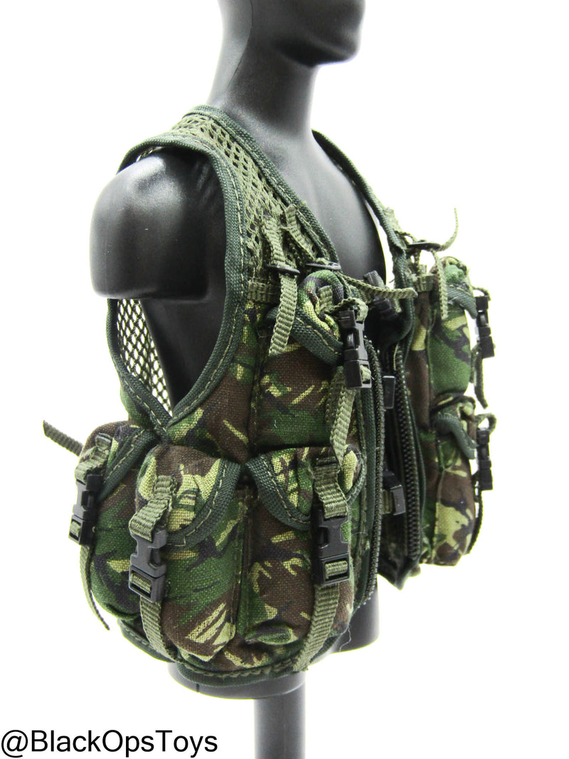 Load image into Gallery viewer, Bam 1/6 British Survival Vest (Hot Toys)
