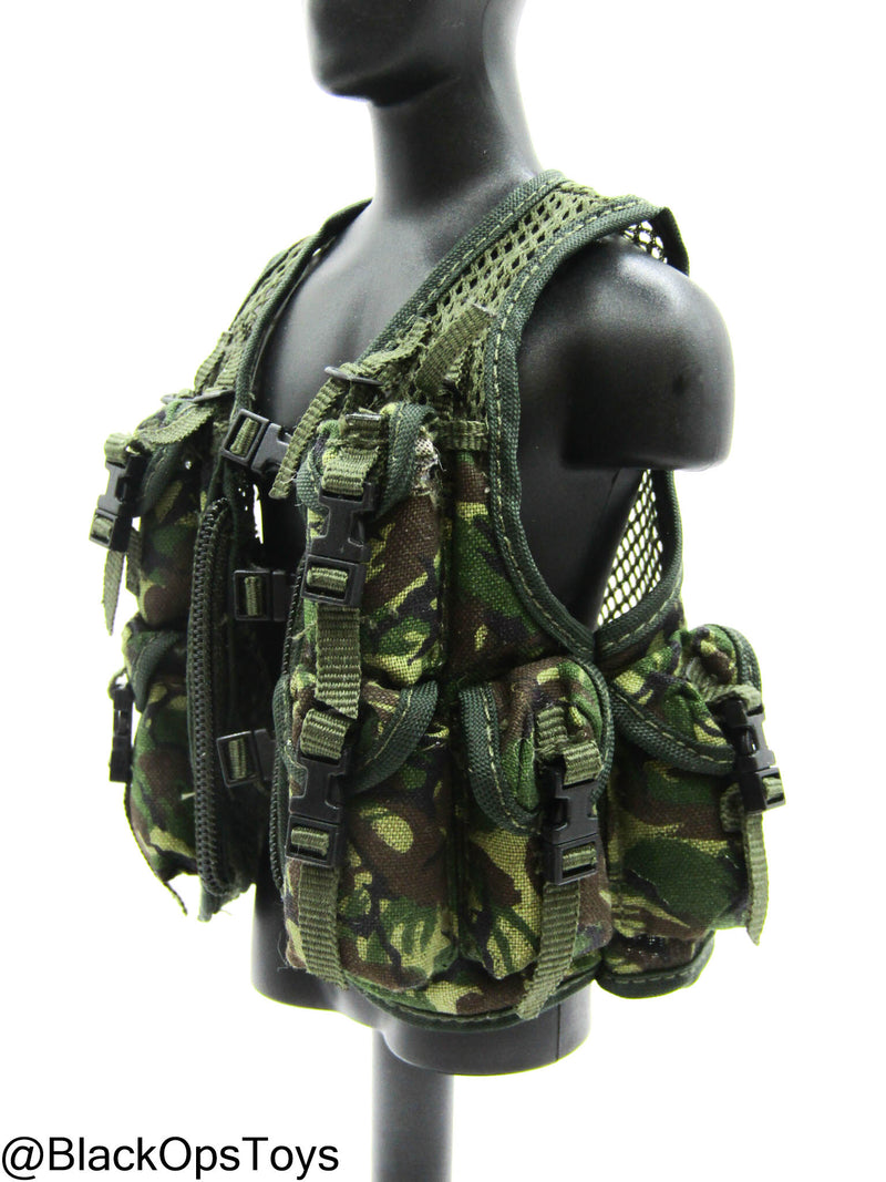 Load image into Gallery viewer, Bam 1/6 British Survival Vest (Hot Toys)
