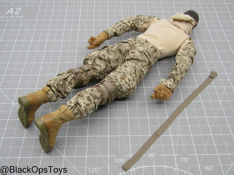Load image into Gallery viewer, USMC - Male Dressed Base Body w/Headsculpt
