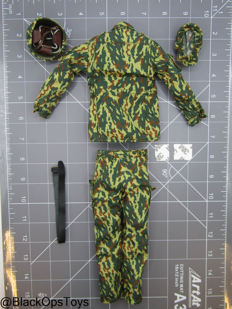 Load image into Gallery viewer, Russian Airborne In Kosovo - VSR93 Uniform Set w/Helmet
