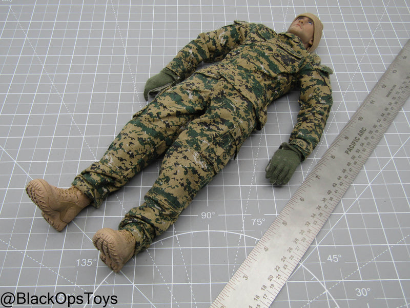 Load image into Gallery viewer, USMC - Male Dressed Base Body w/Headsculpt
