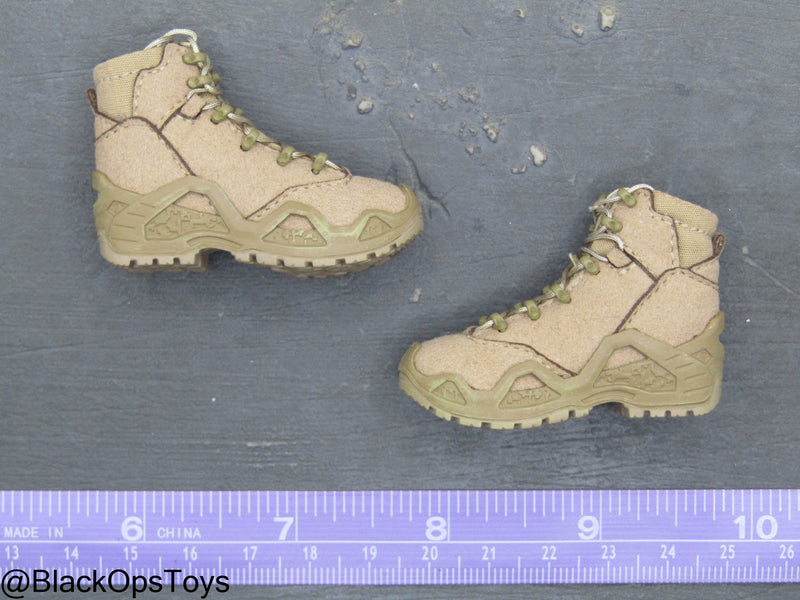 Load image into Gallery viewer, SOBR - Version S - Brown Combat Boots (Peg Type)
