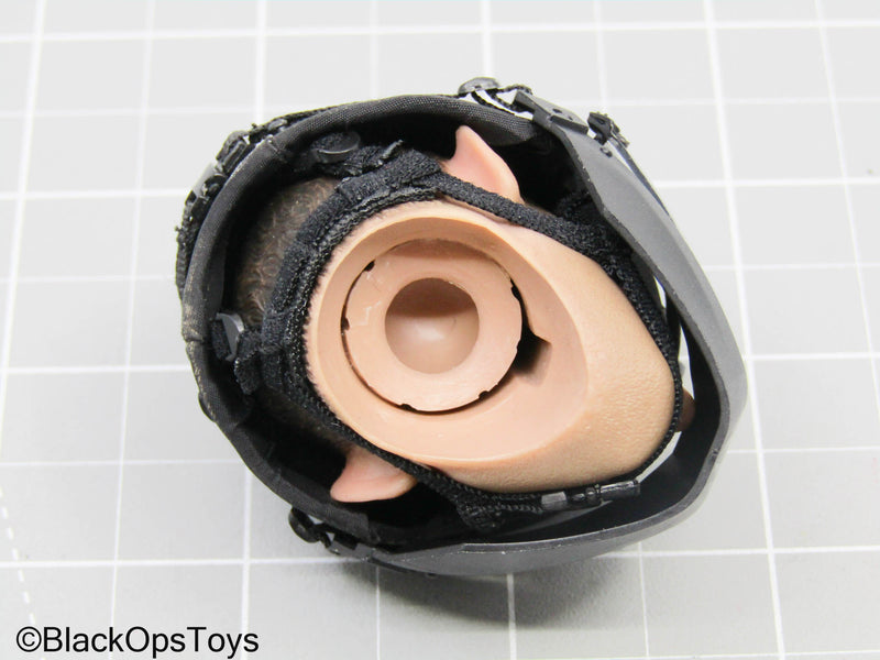 Load image into Gallery viewer, Black Ghost Serie Titans PMC Helmet w/Male Headsculpt (DAM Toys)
