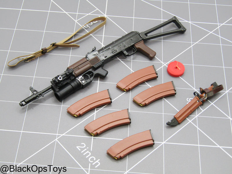 Load image into Gallery viewer, Russian Airborne In Kosovo - AKS-74 Rifle w/Attachment Set
