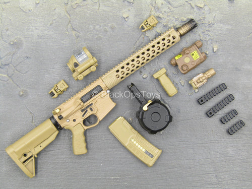 Doom's Day Kit - Tan 5.56 Assault Rifle w/Attachment Set