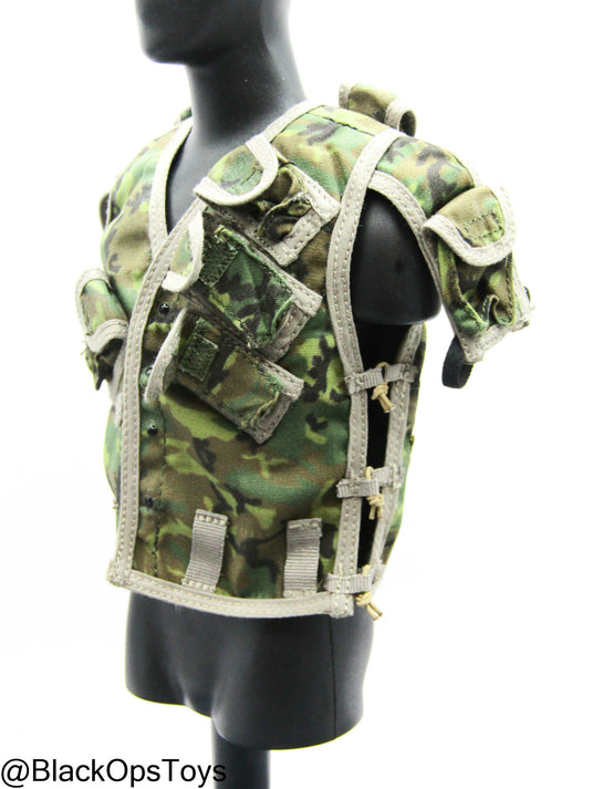 Vietnam - US Seal Point Man - Woodland Camo Survival Vest