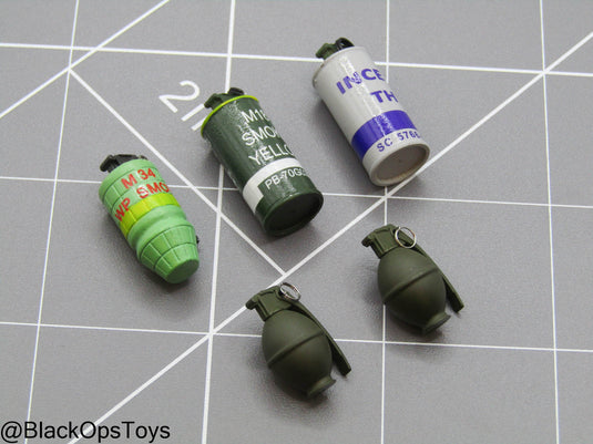 Vietnam - US Seal Point Man - Metal Grenade Set