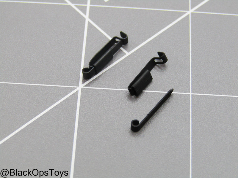 Load image into Gallery viewer, Vietnam - US Seal Point Man - Metal Alice Clips (x2)
