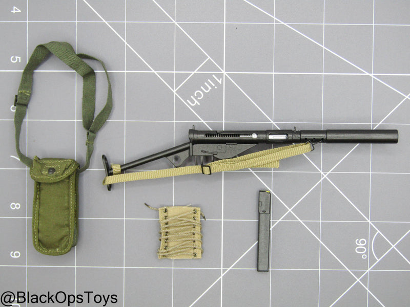 Load image into Gallery viewer, Vietnam - US Seal Point Man - Sten SMG w/Suppressor &amp; Pouch Set
