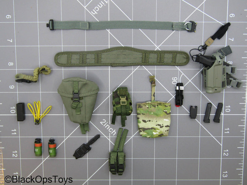 Load image into Gallery viewer, SDU Assault Team - Battle Belt w/Gear &amp; Pistol Set
