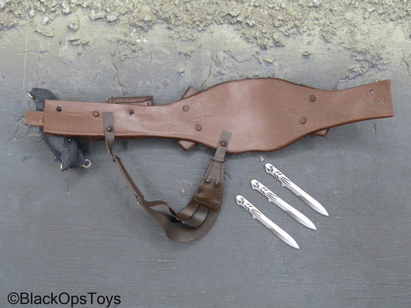 Load image into Gallery viewer, Scratch &amp; Dent (READ DESC) - Brown Belt w/Knives
