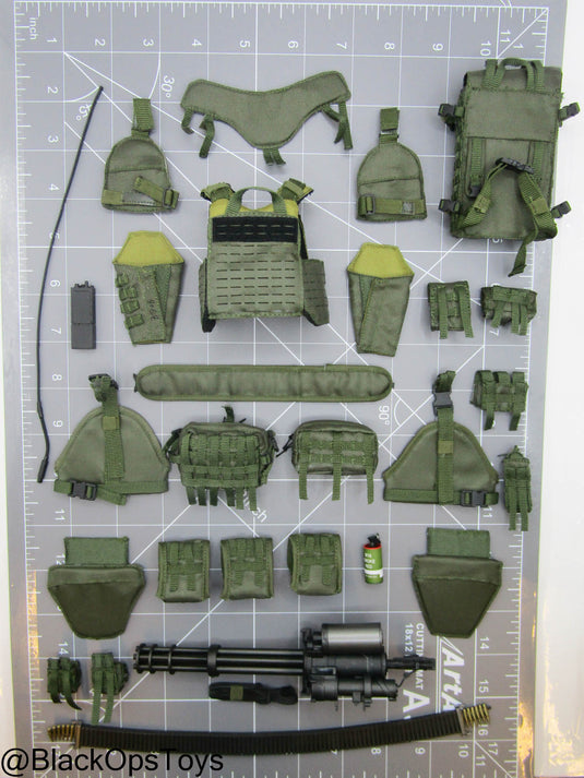 Enforcer Corps - Yuri - MOLLE Plate Carrier w/Mini Gun & Gear Set
