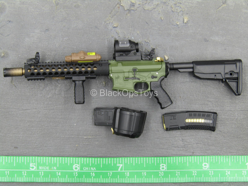 Load image into Gallery viewer, Doom&#39;s Day Kit - Green 5.56 Assault Rifle w/Attachment Set
