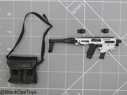 Rogue Survivor Anna - CAA MCK Conversion Pistol w/Satchel