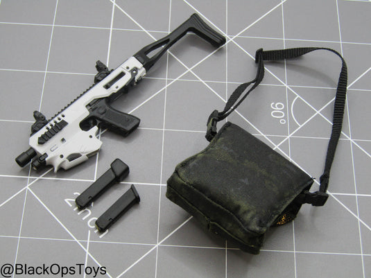 Rogue Survivor Anna - CAA MCK Conversion Pistol w/Satchel
