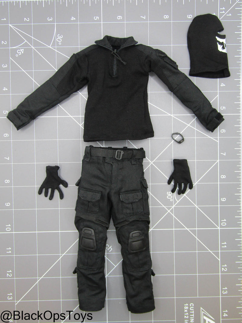 Load image into Gallery viewer, Russian SOBR Granit - Black Uniform Set w/Skull Balaclava &amp; Gloves
