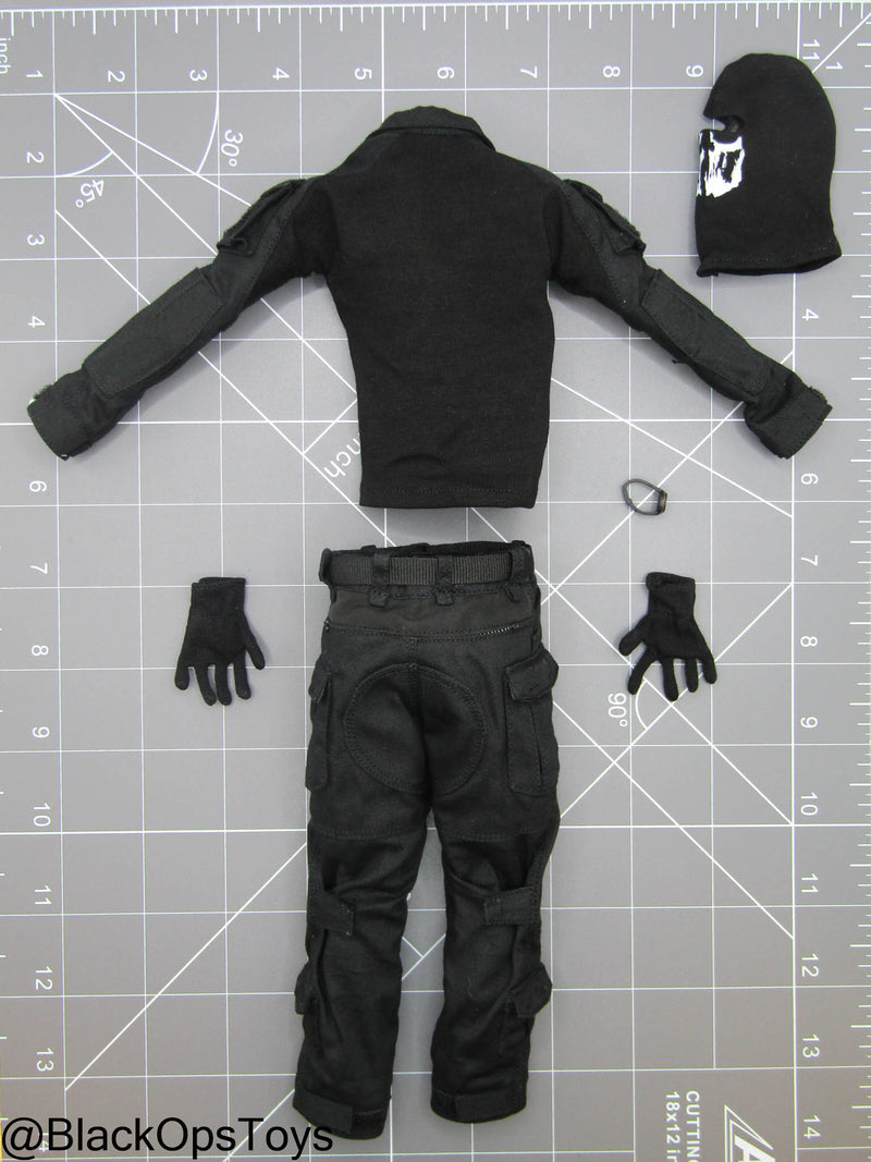 Load image into Gallery viewer, Russian SOBR Granit - Black Uniform Set w/Skull Balaclava &amp; Gloves
