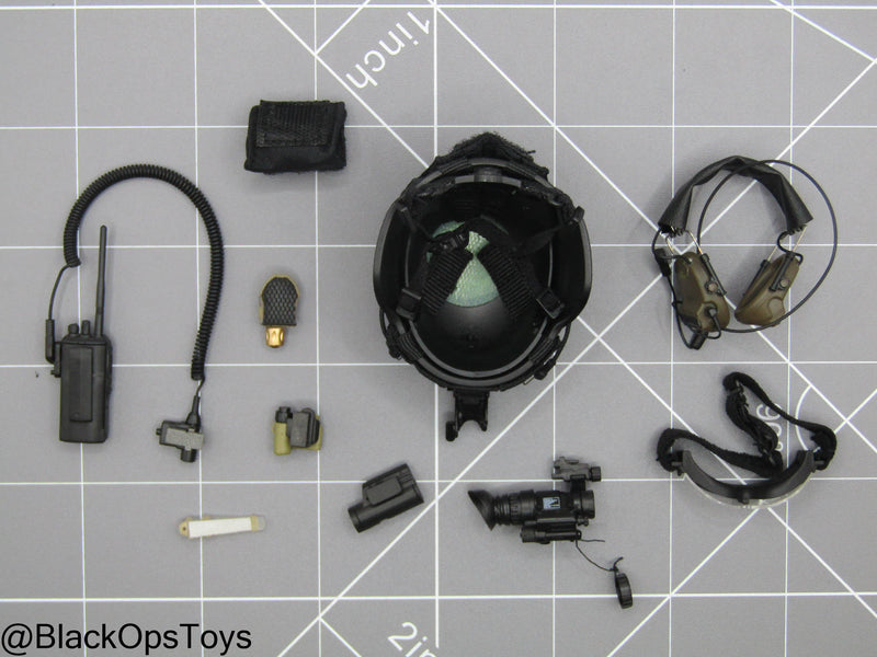 Load image into Gallery viewer, Russian SOBR Granit - Black Helmet w/NVG &amp; Communications Set
