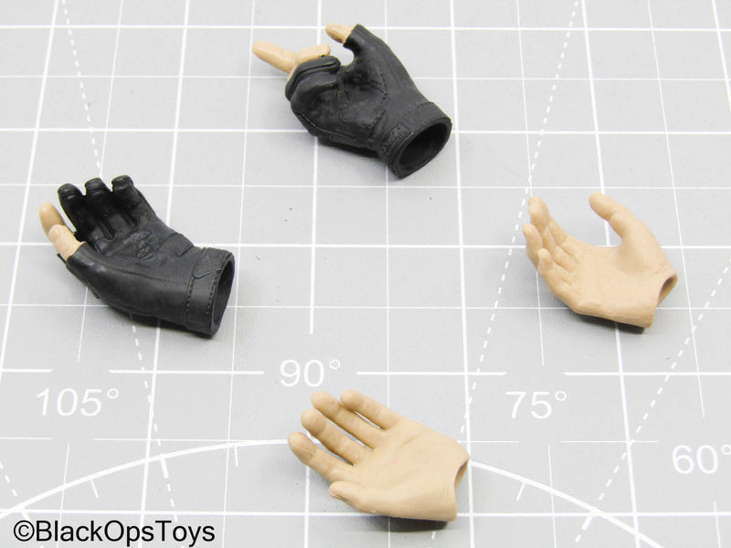 Load image into Gallery viewer, Gloved Hands &amp; Reg. Hand Set (x4)
